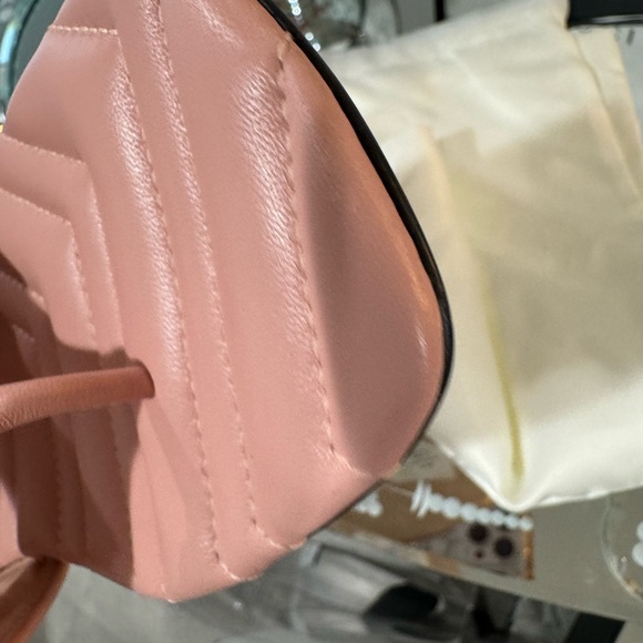 Double G Logo Leather Slides - Picture 14 of 14